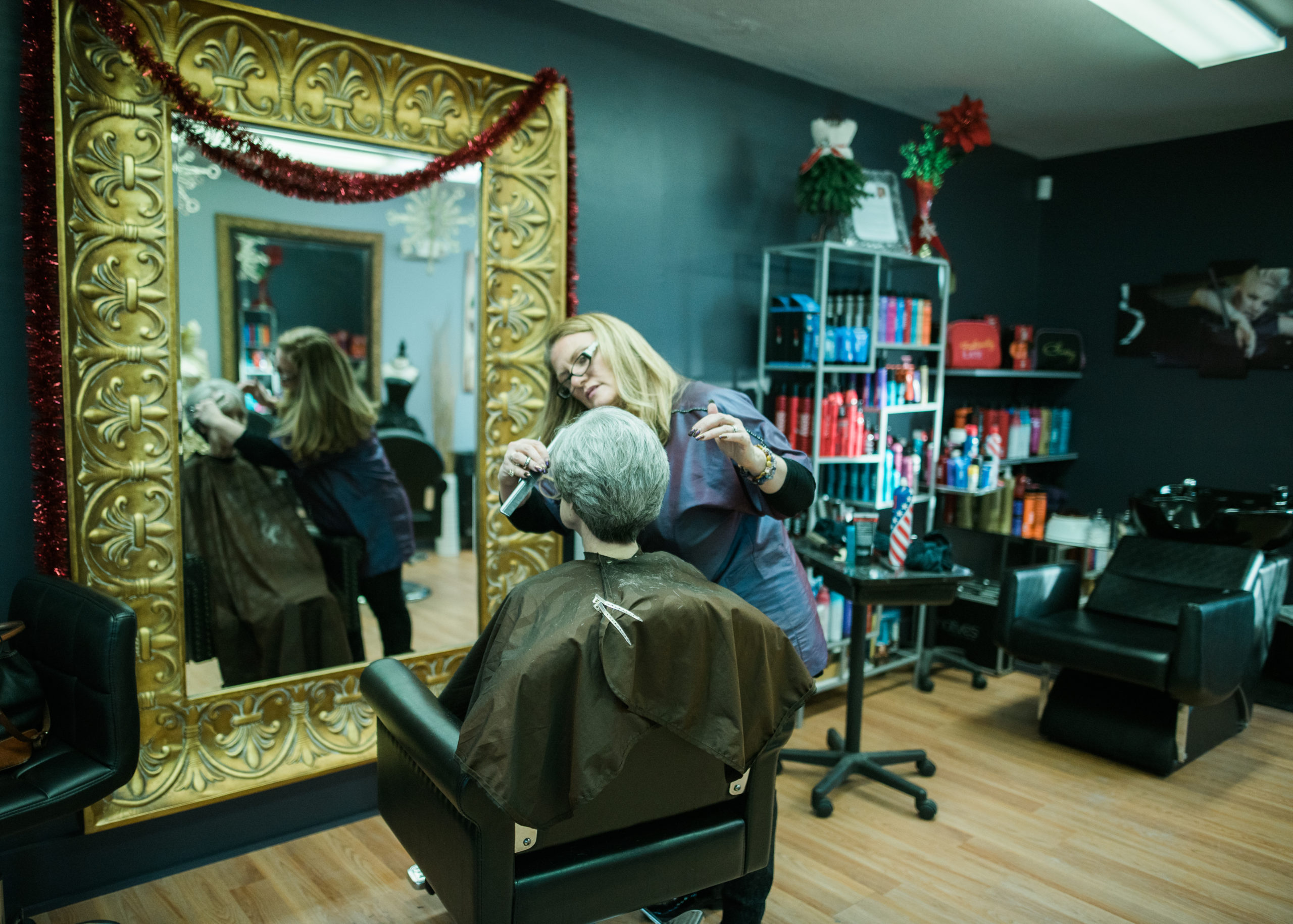 The Services We Offer at Modern Look Hair Salon